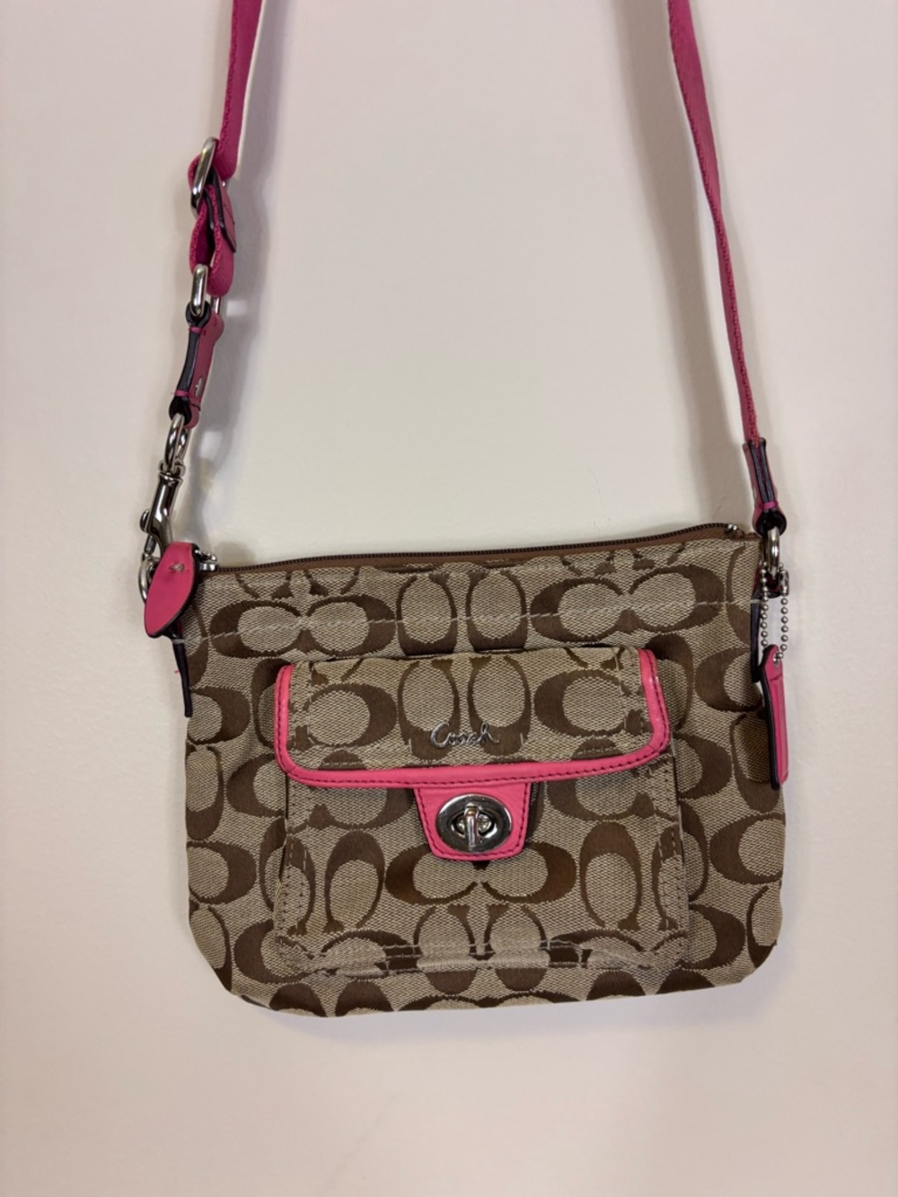 Coach Brown Signature Monogram C Crossbody with Pink Patent Leather Trim 8.5 x 7 - Picture 3 of 9